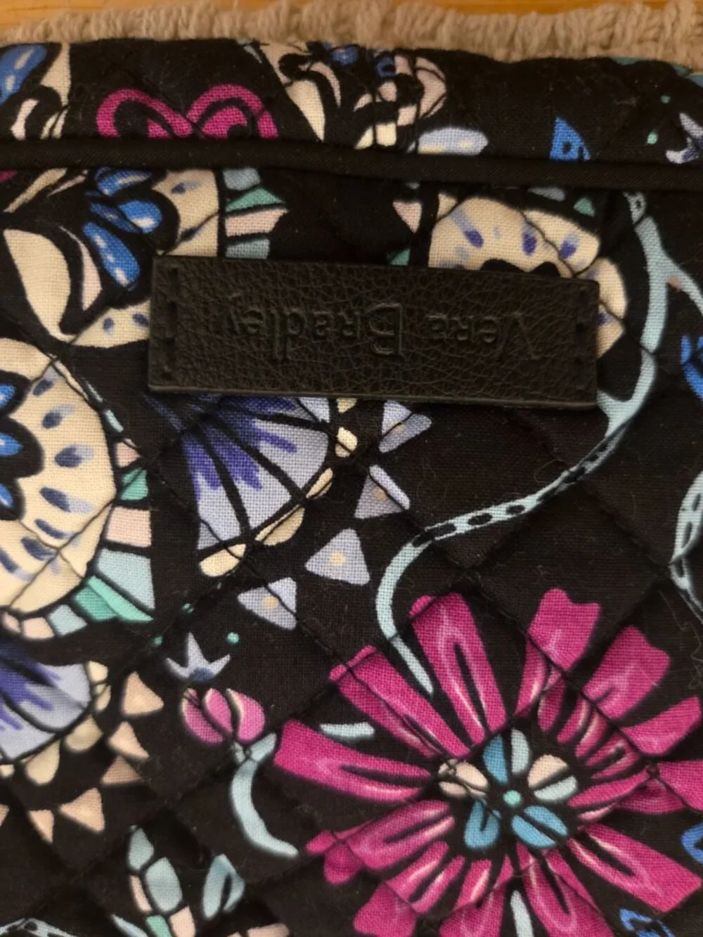 Vera Bradley Cross Body - Picture 2 of 3